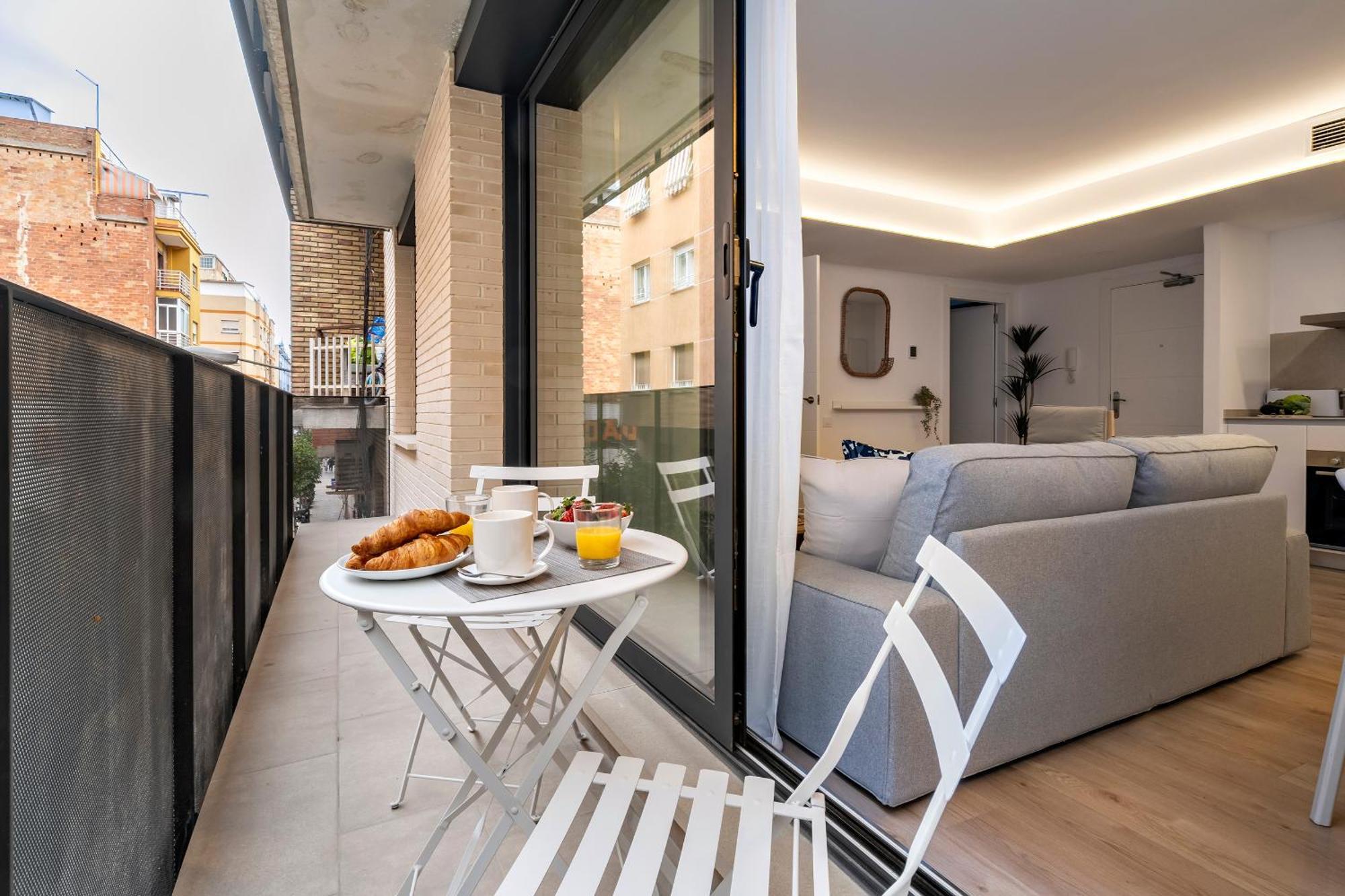 Habitat Apartments Teatre L'Hospitalet de Llobregat Exterior photo
