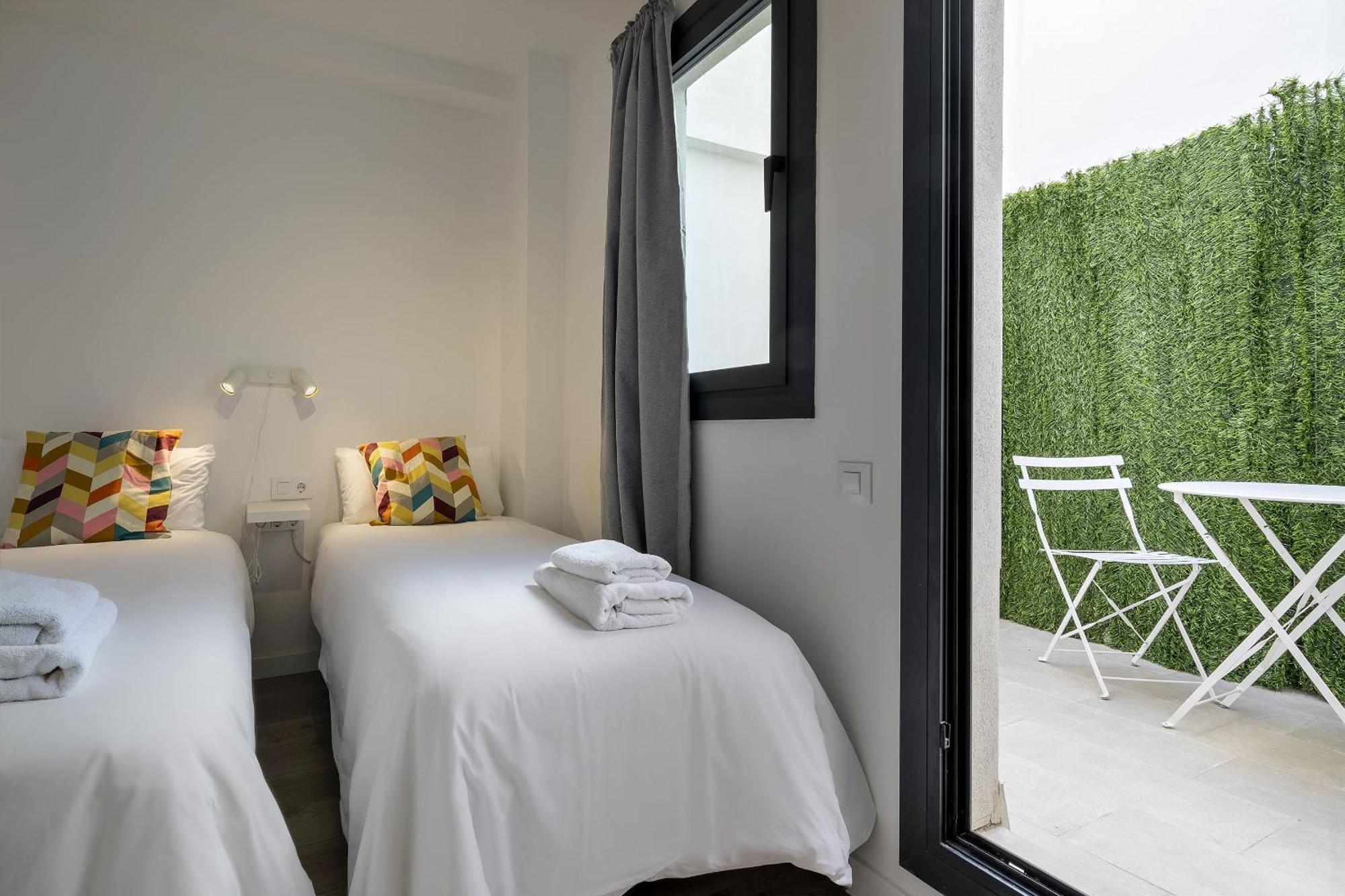 Habitat Apartments Teatre L'Hospitalet de Llobregat Exterior photo